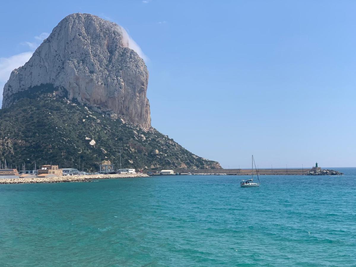 Appartement in erster Linie mit Meerblick Calp Exterior foto